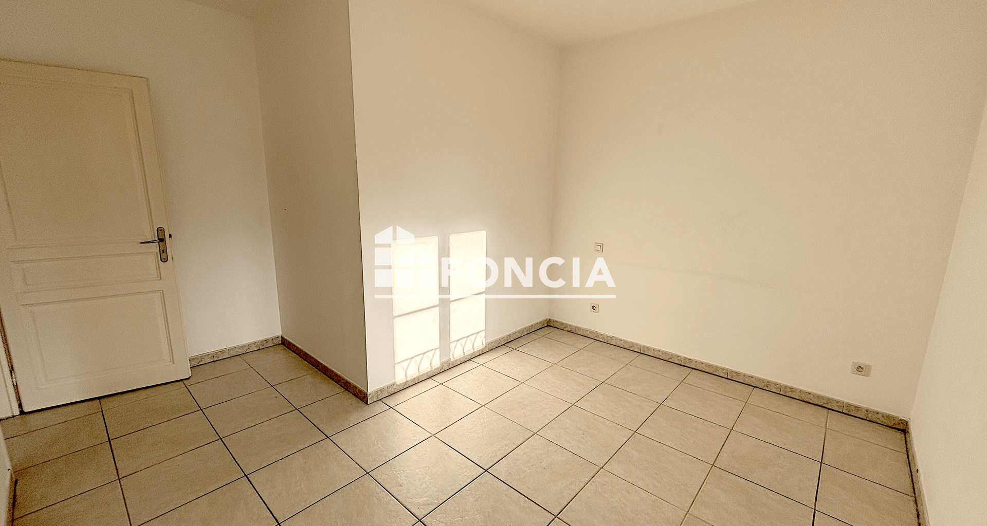 Appartement 4 pièces (95.5 m²) à louer - Montboucher-sur-jabron (26740)