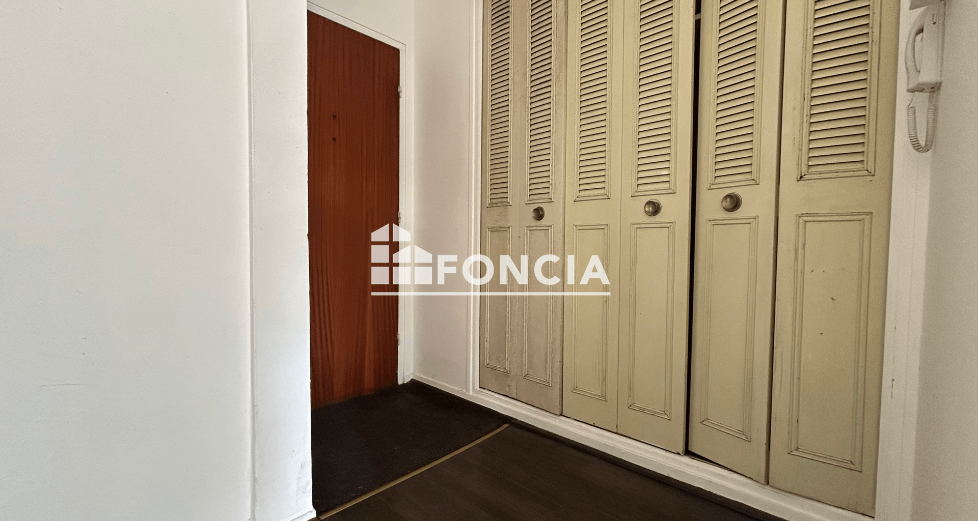 Studio (27.32 m²) à louer - Chatou (78400)