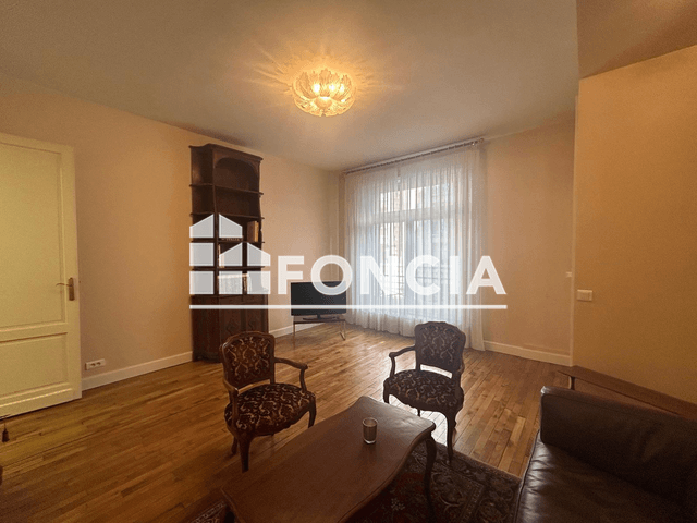 Appartement meublé 2 pièces (66.19 m²) à louer - Paris 7ᵉ (75007)