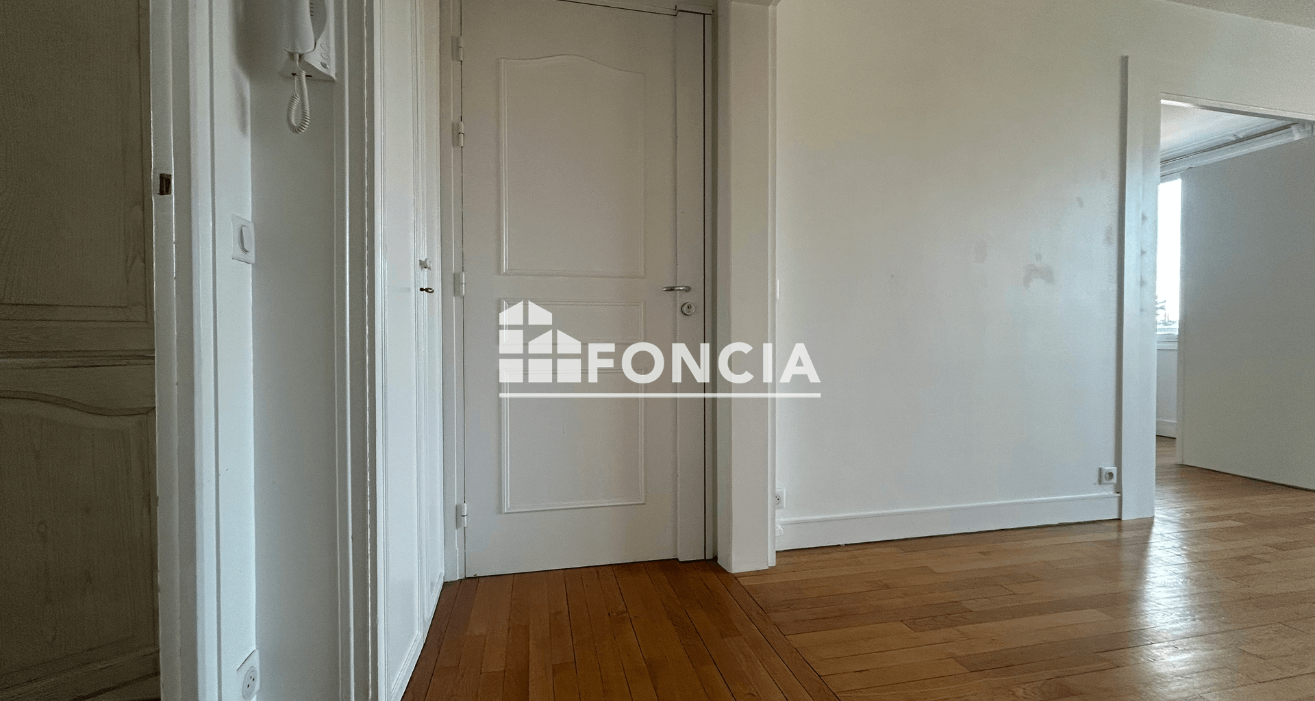 Appartement 4 pièces (72.16 m²) à louer - Chatou (78400)