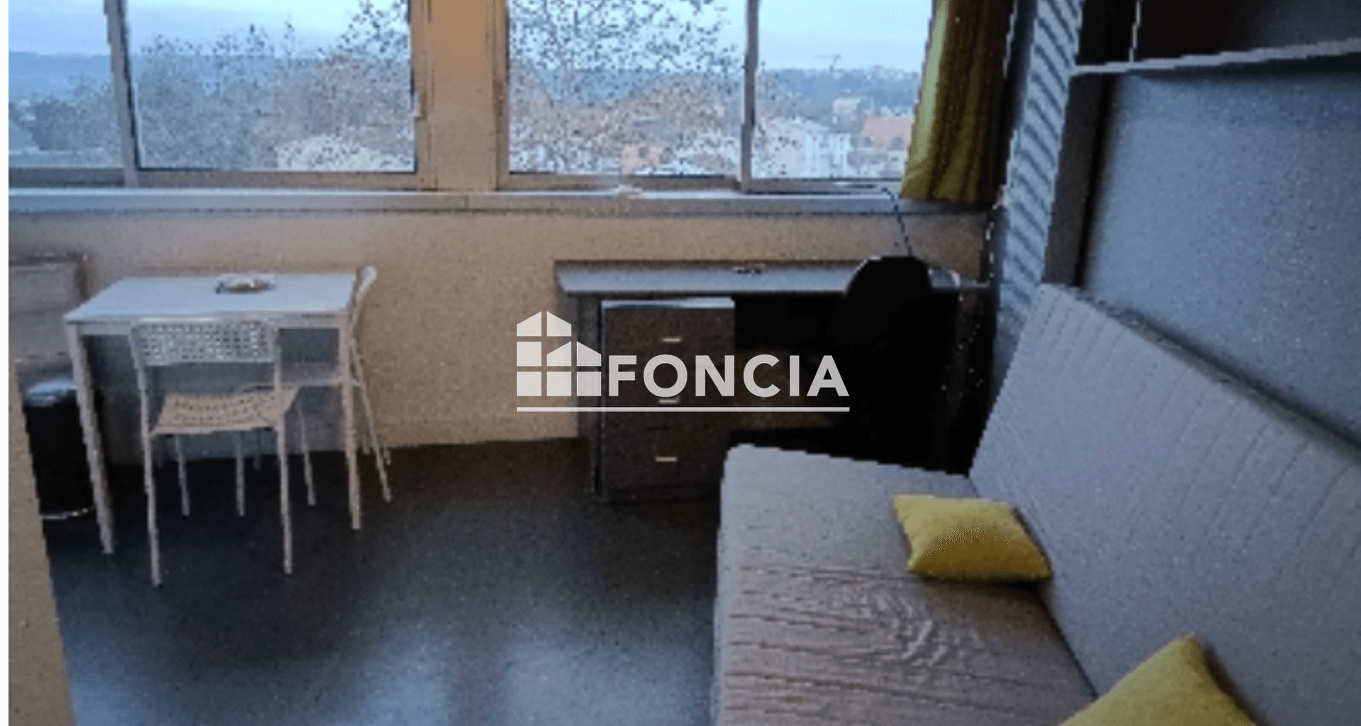 Studio meublé (16.77 m²) à louer - Cergy (95000)