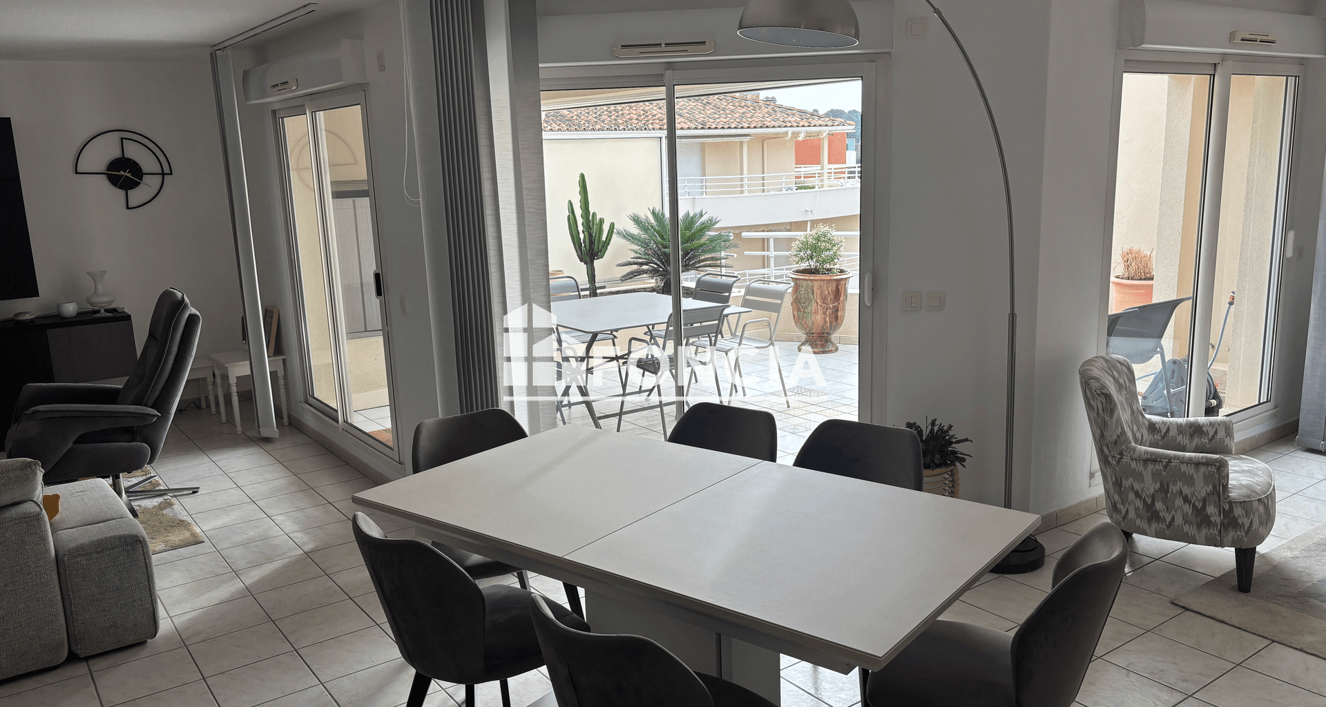 Appartement 5 pièces (135.23 m²) à vendre - Cavalaire-sur-mer (83240)
