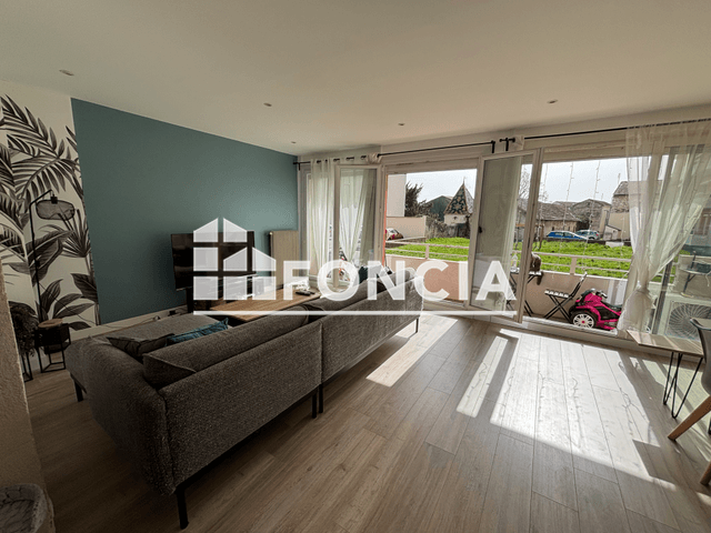 Appartement 4 pièces (74.5 m²) à louer - Donzere (26290)