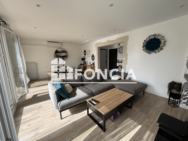 Appartement 4 pièces (74.5 m²) à louer - Donzere (26290)