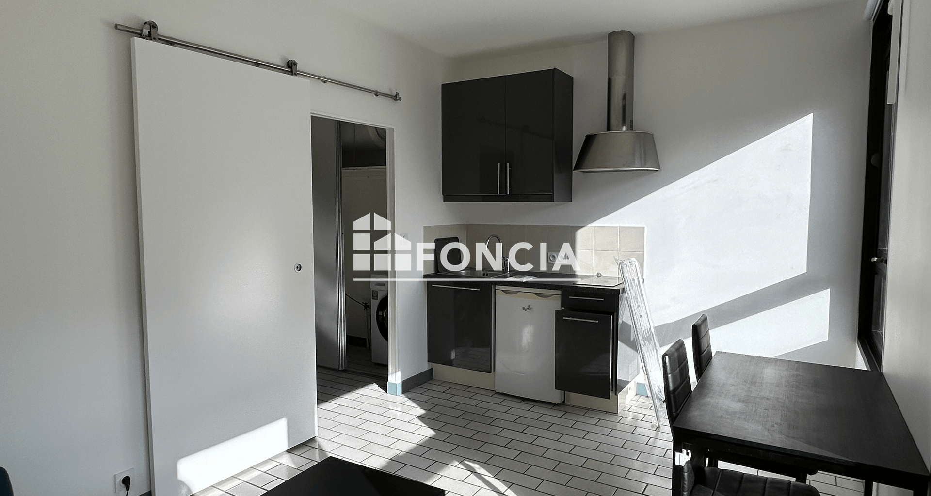 Studio meublé (20.24 m²) à louer - Montreuil (93100)