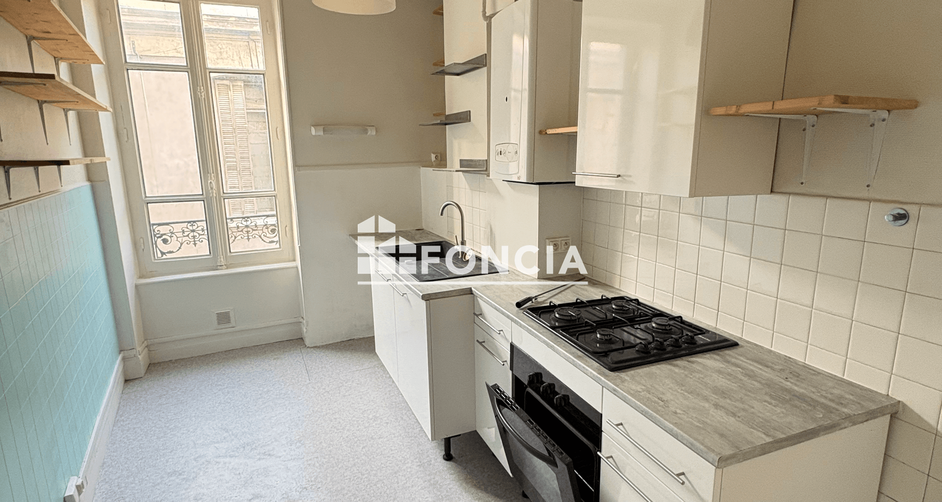 Appartement 2 pièces (80 m²) à louer - Clermont-ferrand (63000)