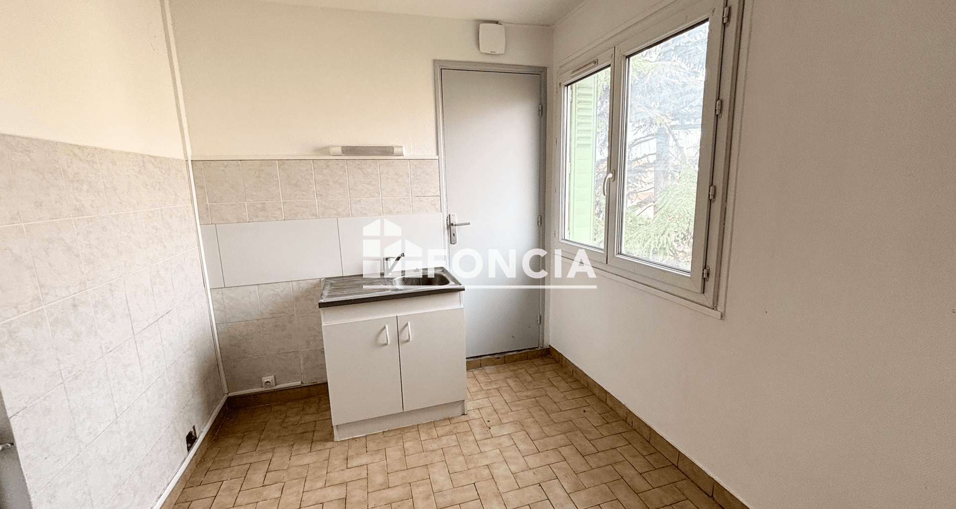 Appartement 3 pièces (56 m²) à louer - Guilherand-granges (07500)