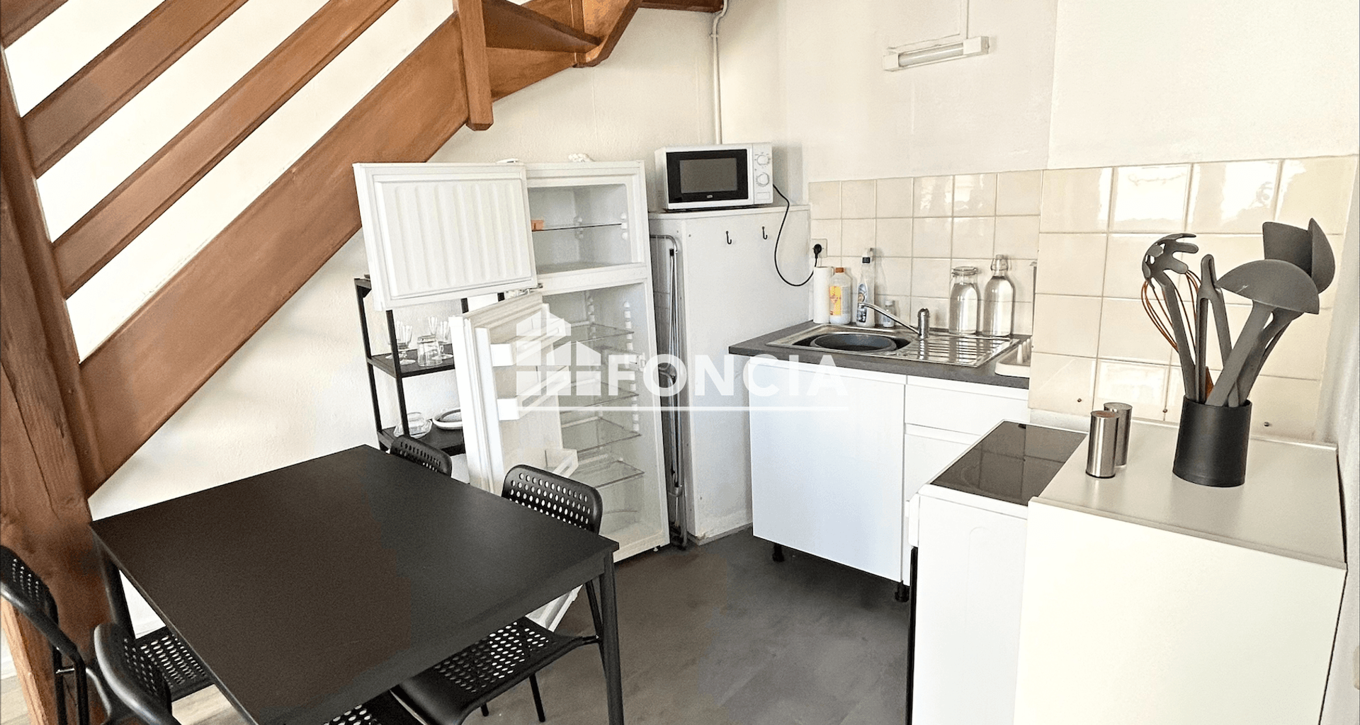 Studio meublé (26 m²) à louer - Saint-étienne (42100)