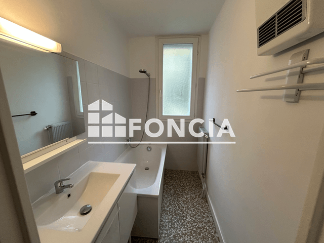 Appartement 4 pièces (70.9 m²) à louer - St Martin Le Vinoux (38950)