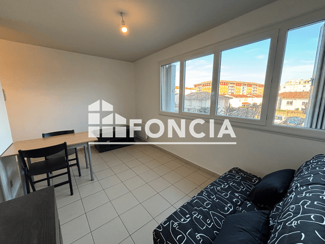 Studio meublé (16.64 m²) à louer - Agen (47000)