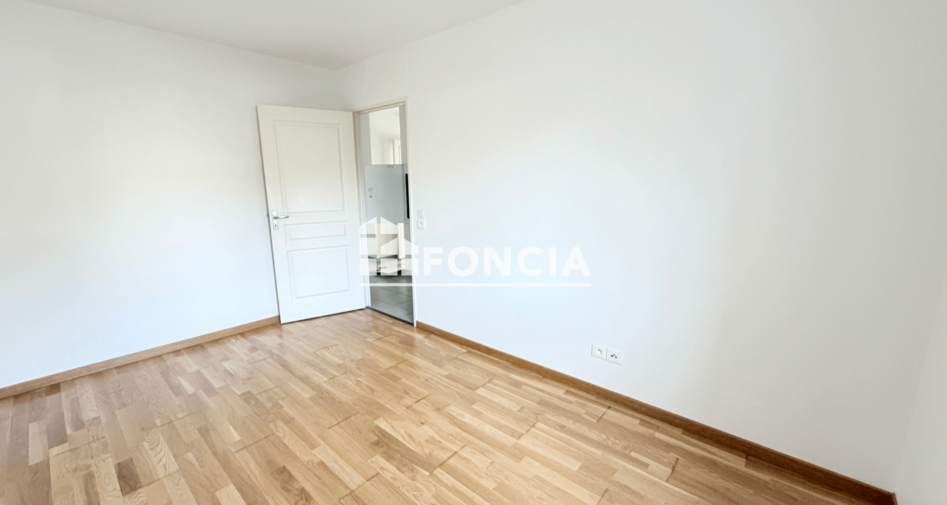 Appartement 2 pièces (56 m²) à vendre - Chassieu (69680)