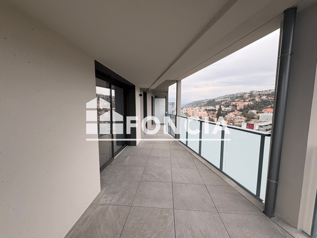 Appartement 4 pièces (81.59 m²) à louer - Nice (06200)