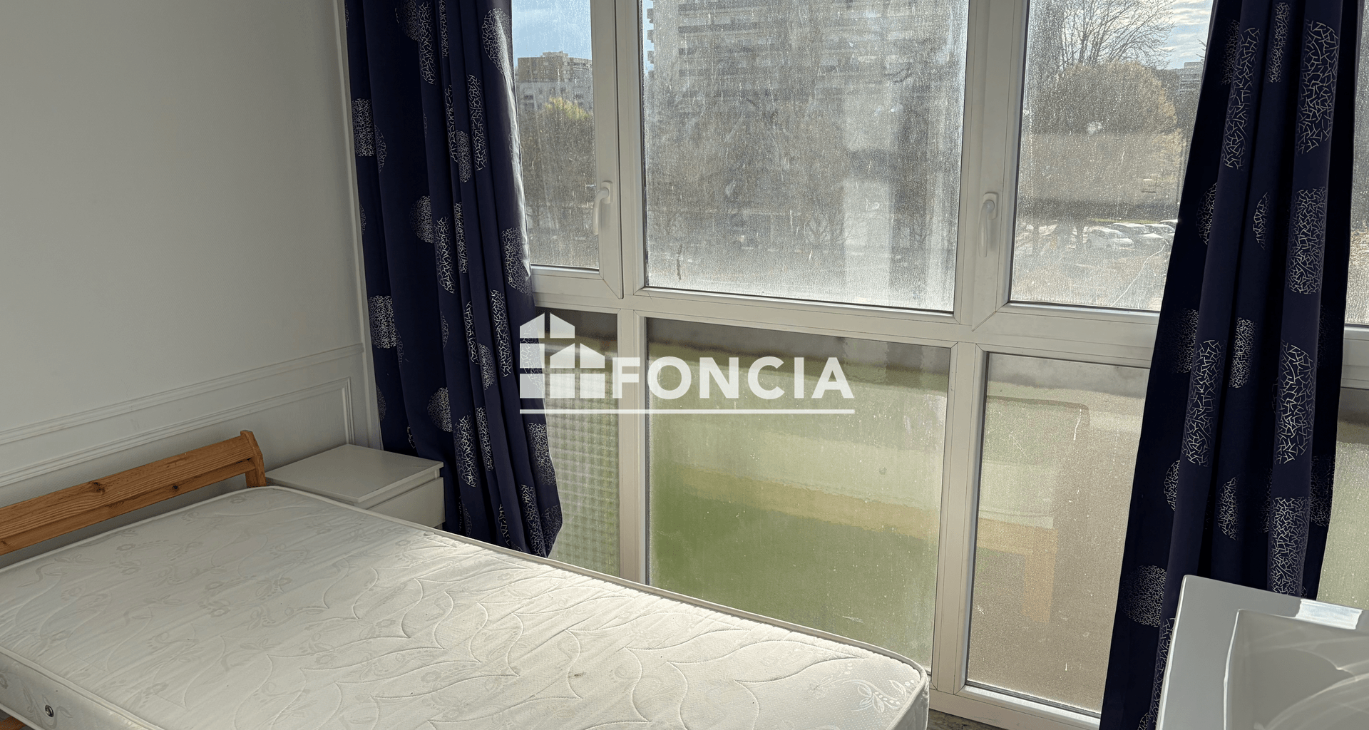 Appartement 6 pièces (77.84 m²) à louer - Evry (91000)