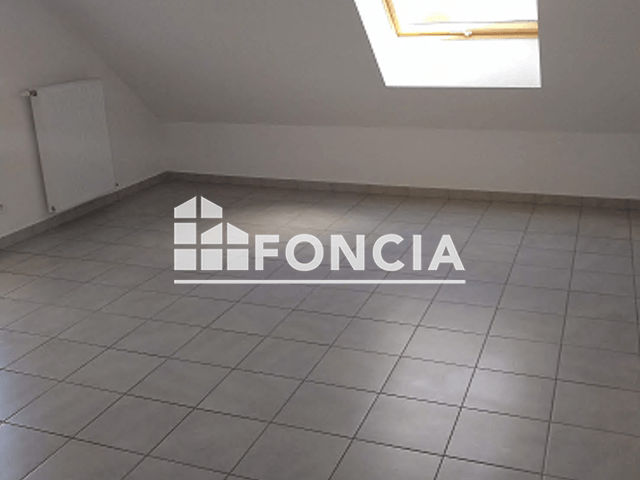Appartement 4 pièces (103 m²) à louer - Wintzenheim (68920)
