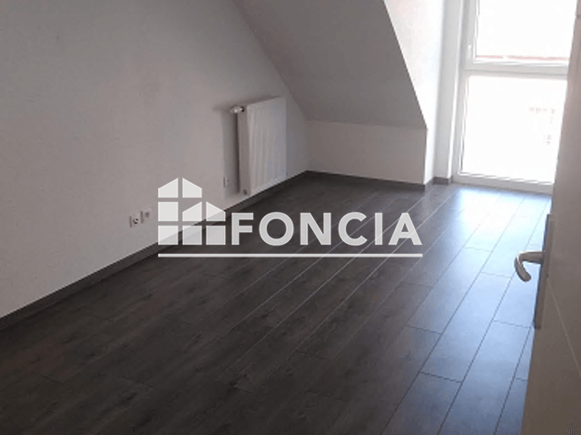 Appartement 4 pièces (103 m²) à louer - Wintzenheim (68920)