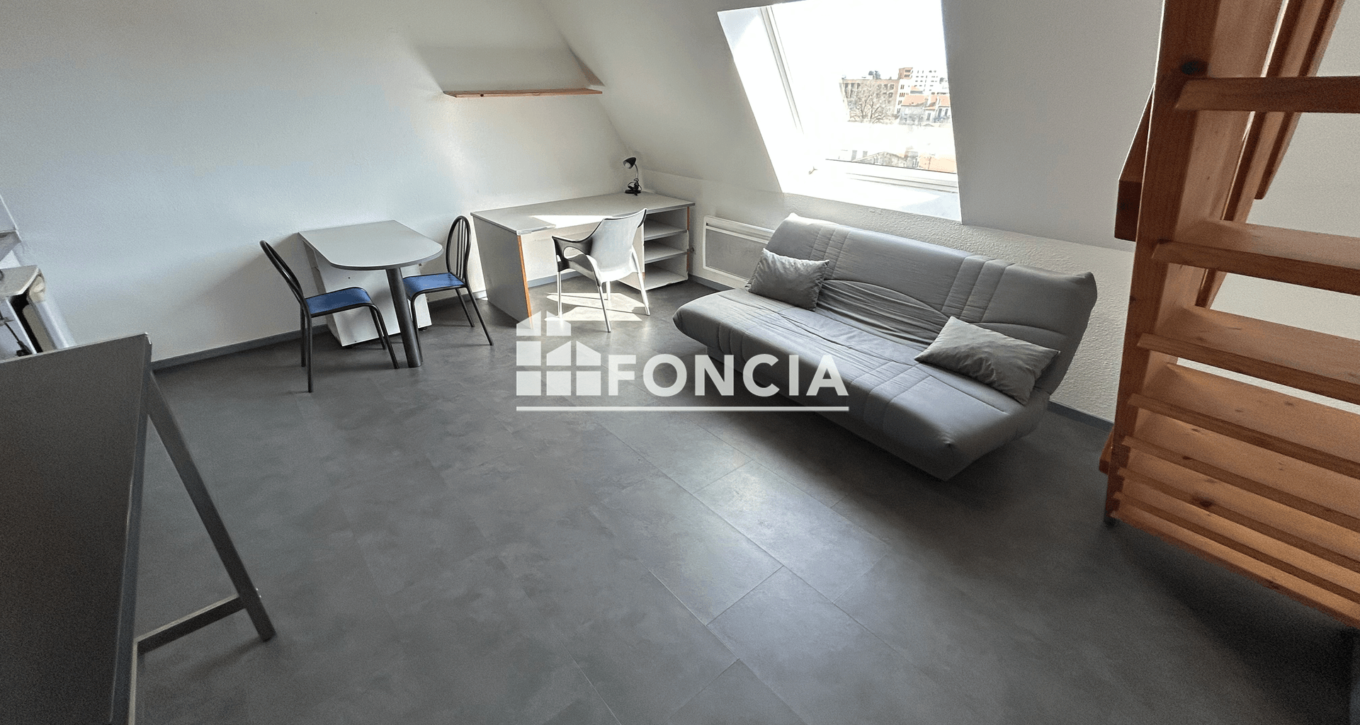Studio meublé (43 m²) à louer - Valence (26000)