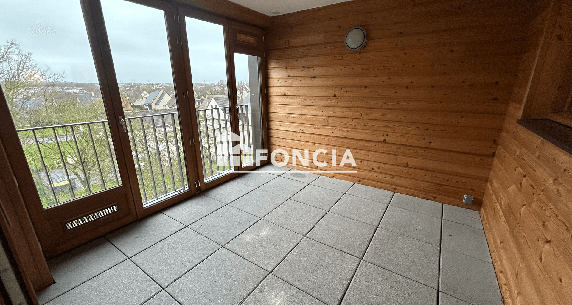 Appartement 5 pièces (138.5 m²) à louer - Caen (14000)