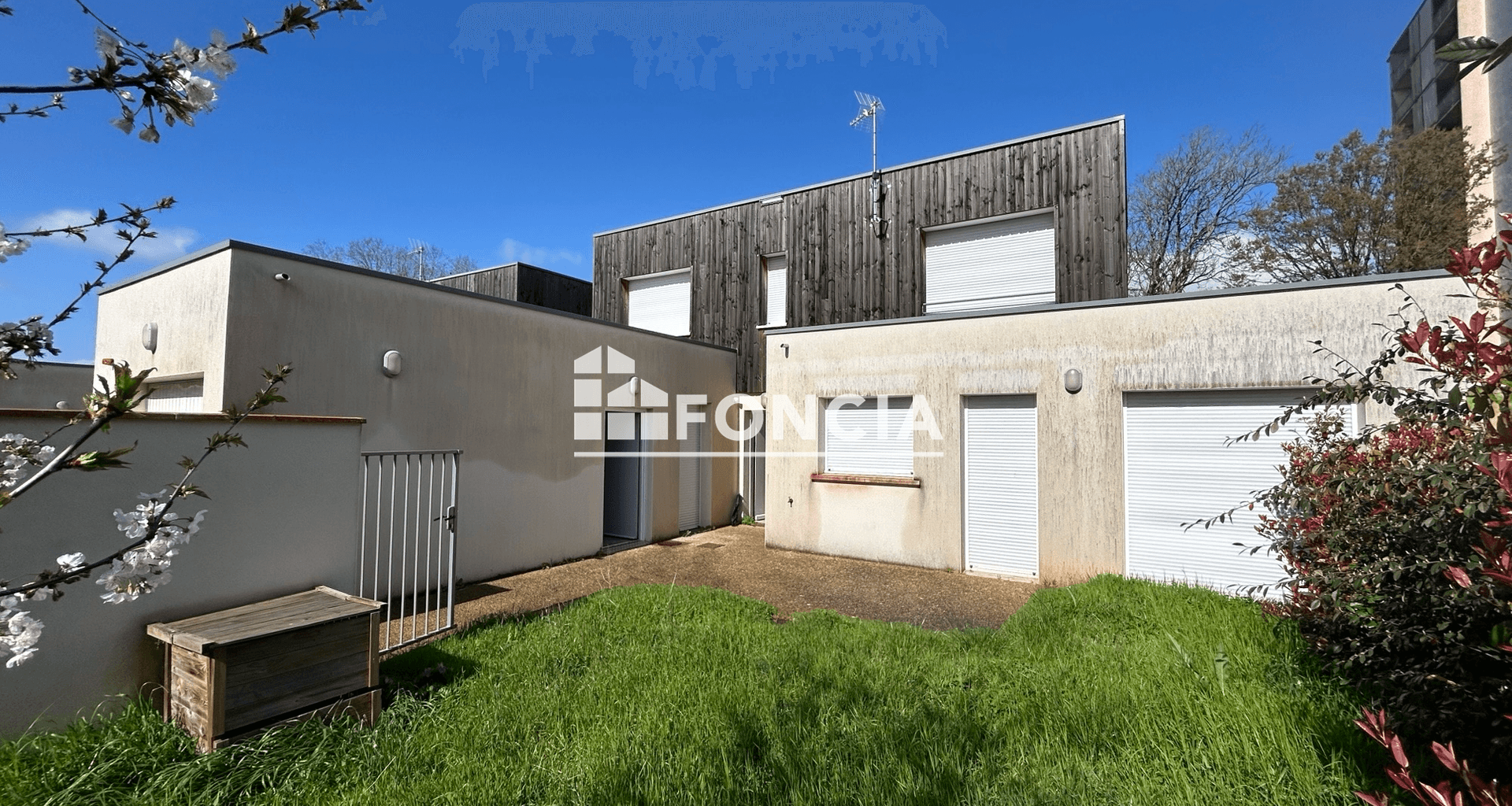 Maison 4 pièces (104.54 m²) à louer - Poitiers (86000)