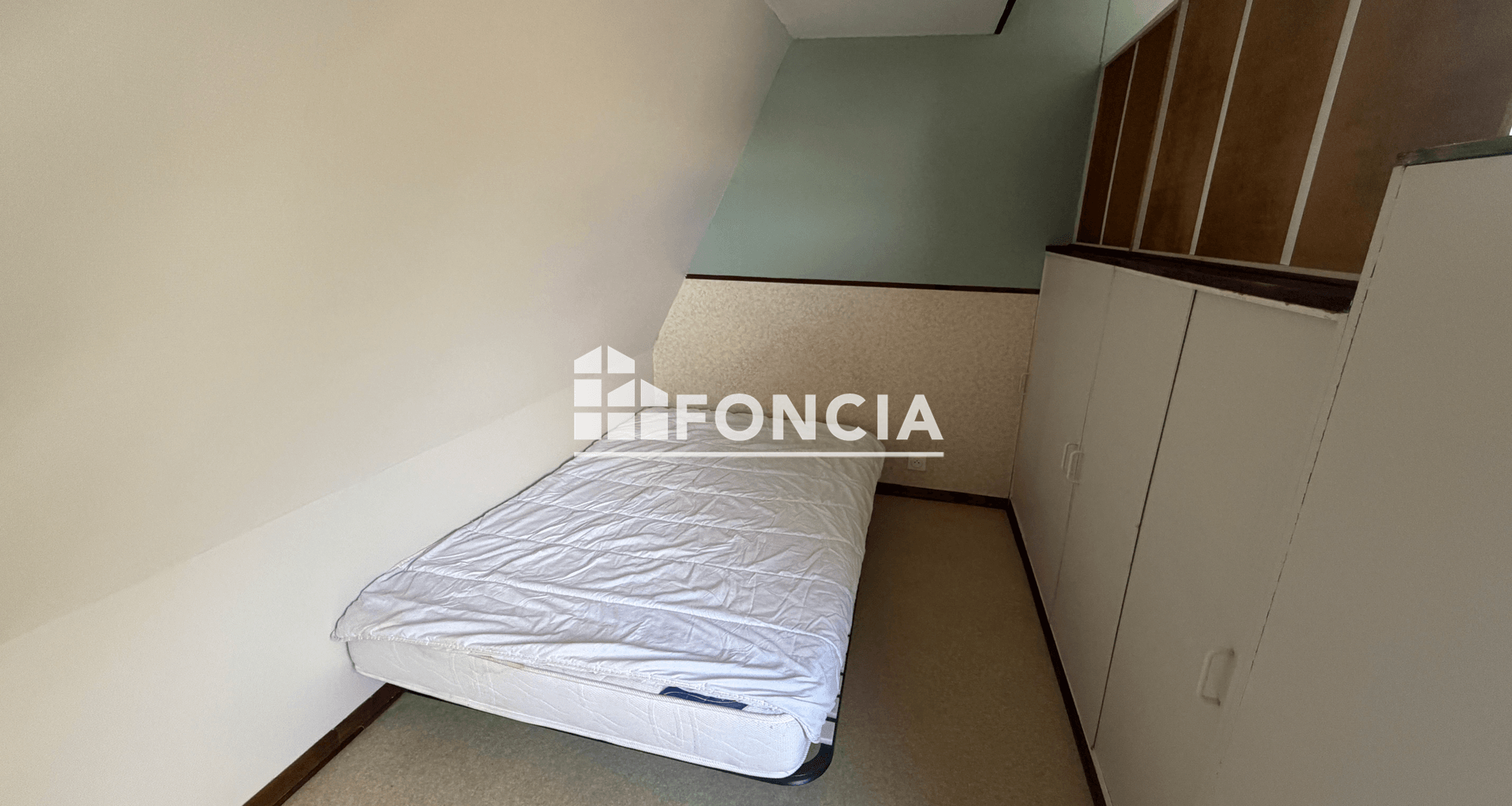Studio meublé (12.4 m²) à louer - Le Mans (72000)