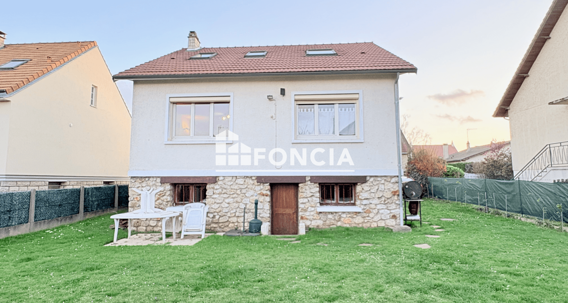 Maison 5 pièces (116.21 m²) à vendre - Grigny (91350)