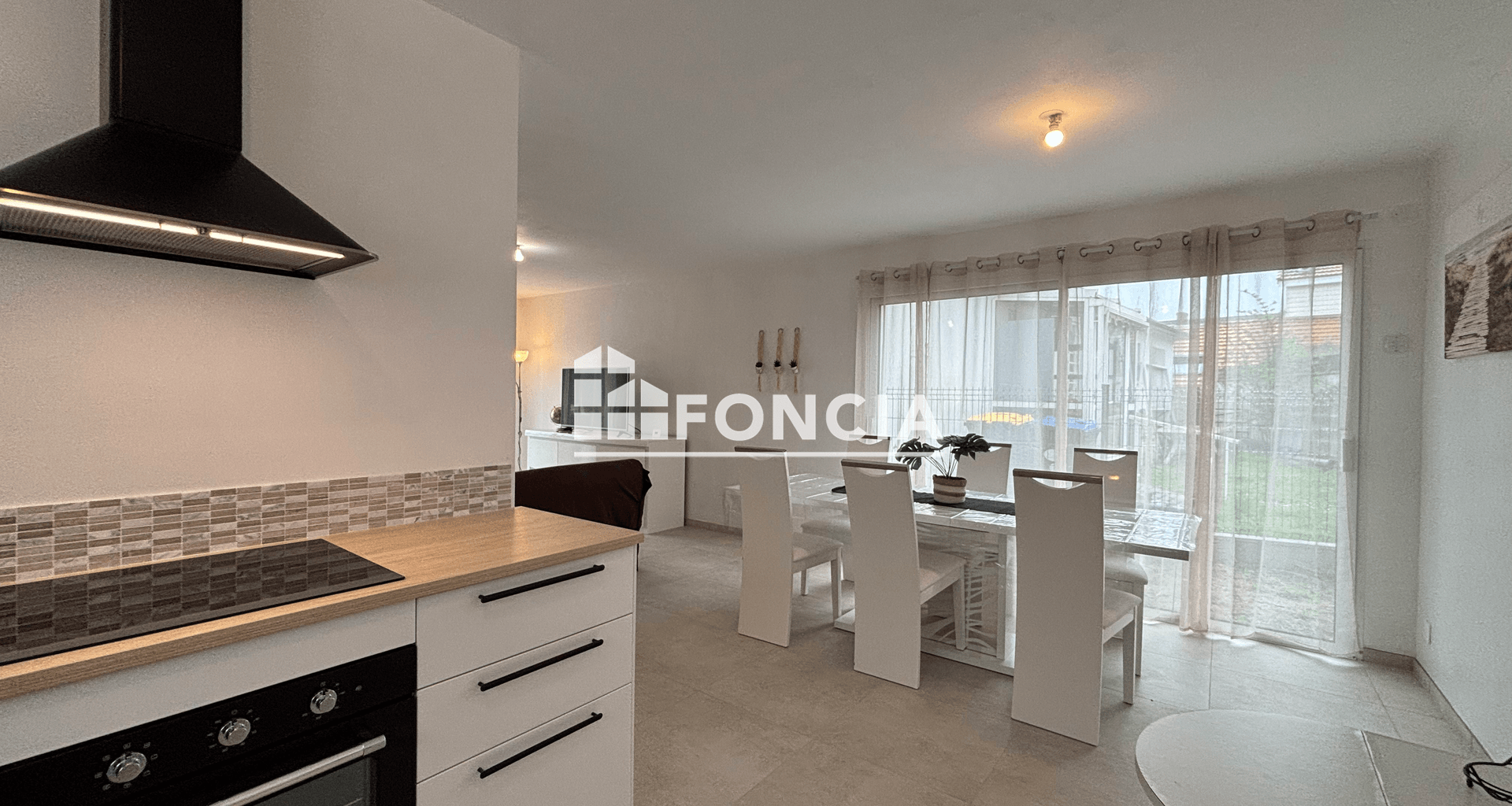 Maison 4 pièces (82.69 m²) à louer - Saint-nazaire (44600)