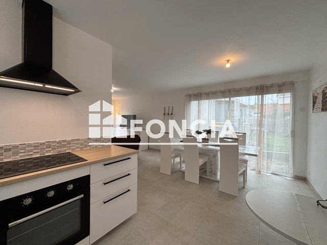 Maison 4 pièces (82.69 m²) à louer - Saint-nazaire (44600)