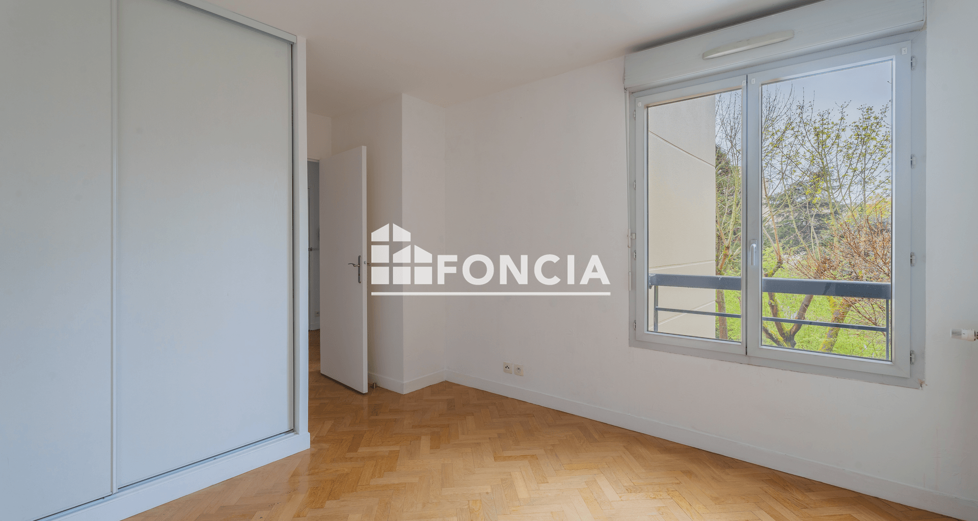Appartement 2 pièces (48.62 m²) à vendre - Versailles (78000)