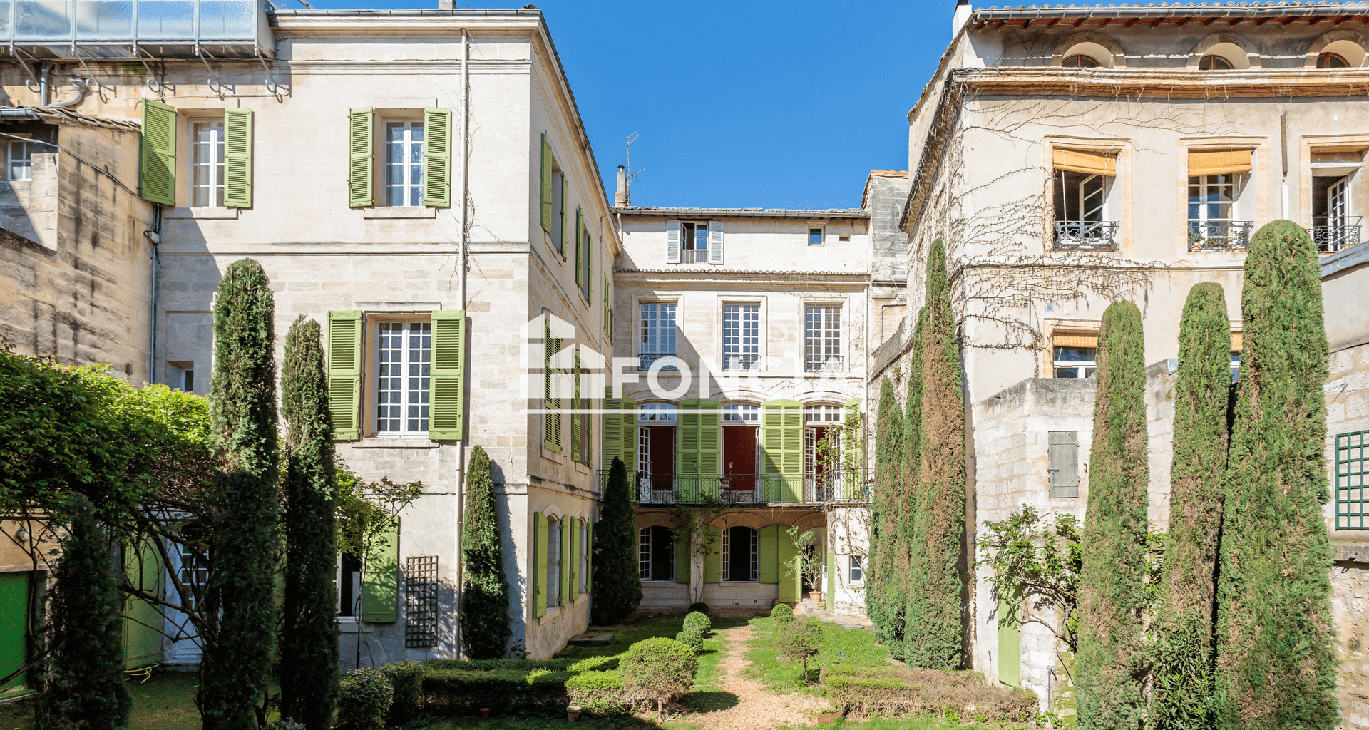Appartement 10 pièces (200 m²) à vendre - Avignon (84000)