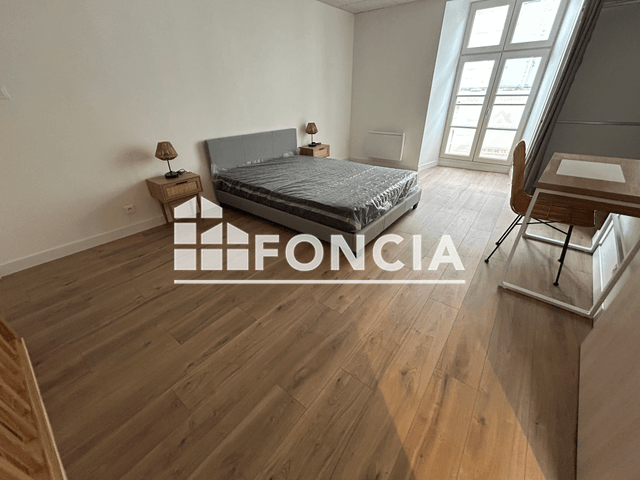 Appartement meublé 2 pièces (50.6 m²) à louer - Saint-maixent L'ecole (79400)