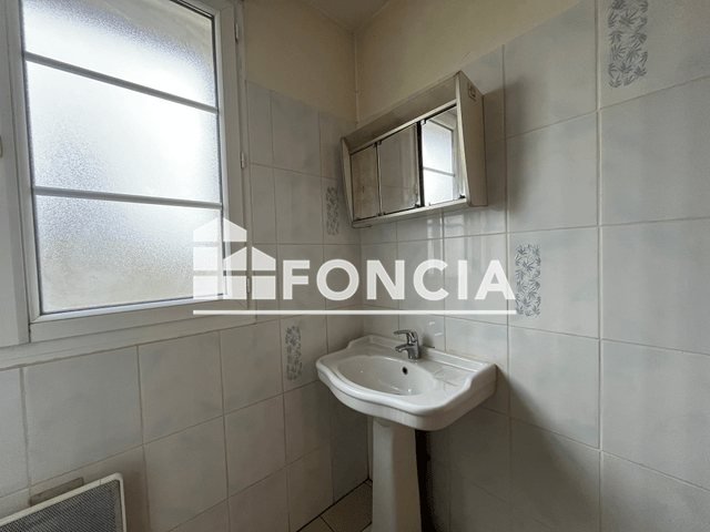 Appartement 2 pièces (58.53 m²) à louer - Noyers Sur Cher (41140)