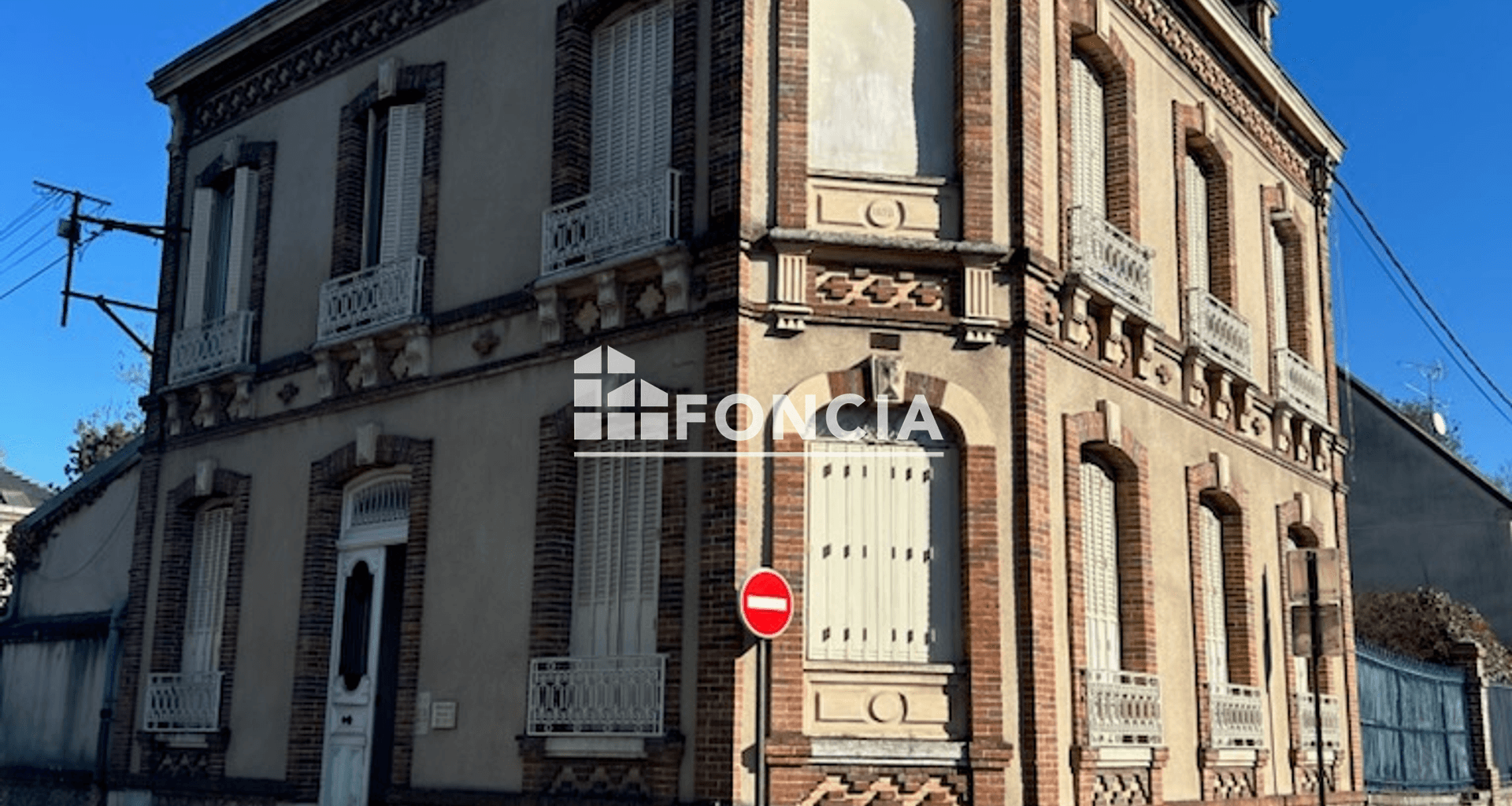 Studio meublé (14.11 m²) à louer - Dreux (28100)