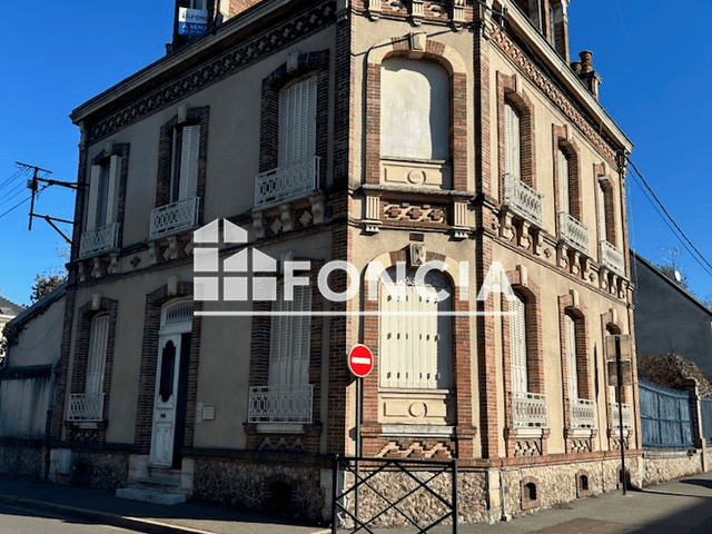 Studio meublé (14.11 m²) à louer - Dreux (28100)