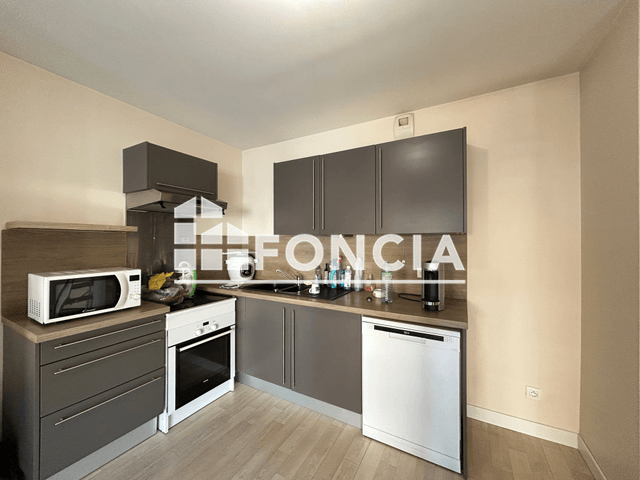 Appartement 3 pièces (78.52 m²) à louer - Le Petit-quevilly (76140)