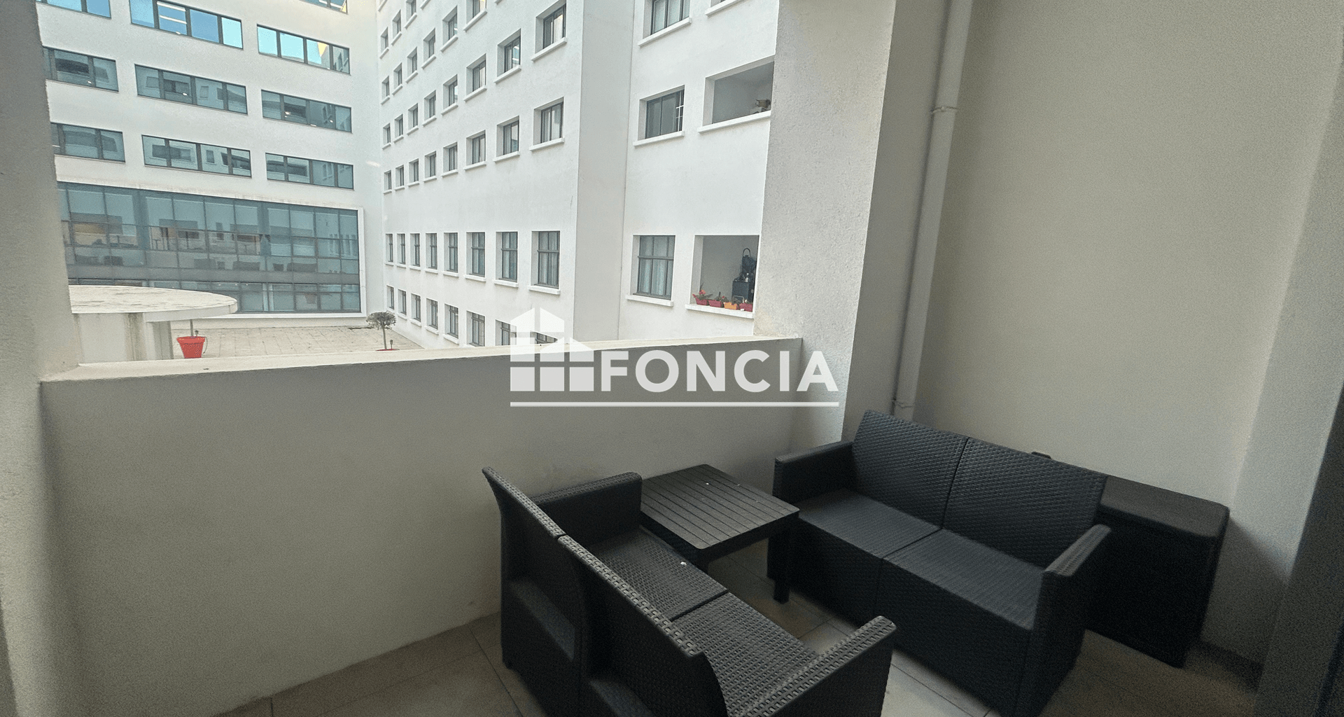 Appartement 2 pièces (42.11 m²) à vendre - Marseille 2ᵉ (13002)
