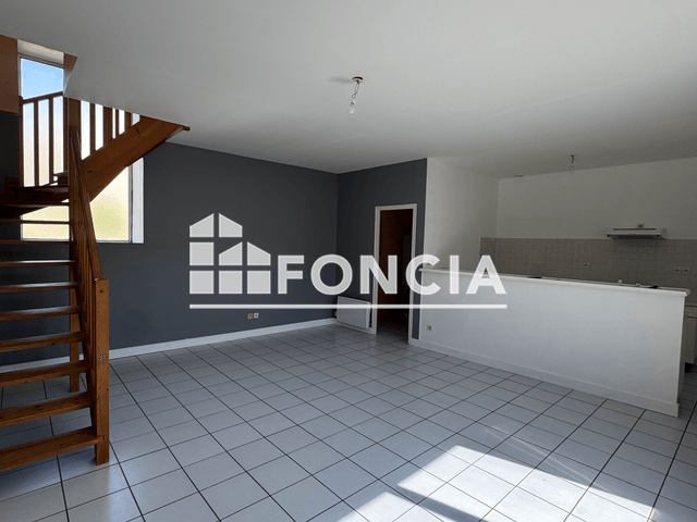Maison 3 pièces (72.6 m²) à louer - Cognac (16100)
