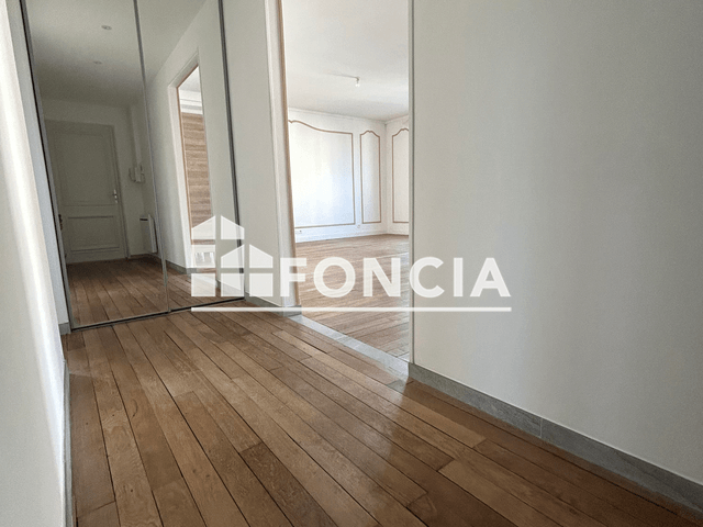 Appartement 5 pièces (95.18 m²) à louer - Rethel (08300)