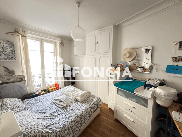 Appartement meublé 3 pièces (49.81 m²) à louer - Paris 18ᵉ (75018)