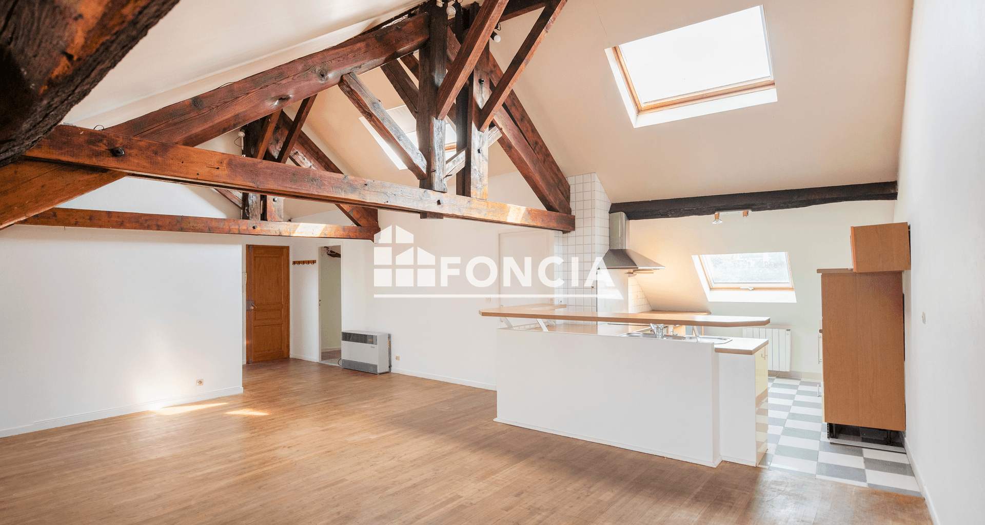 Appartement 5 pièces (97.48 m²) à vendre - Orléans (45000)