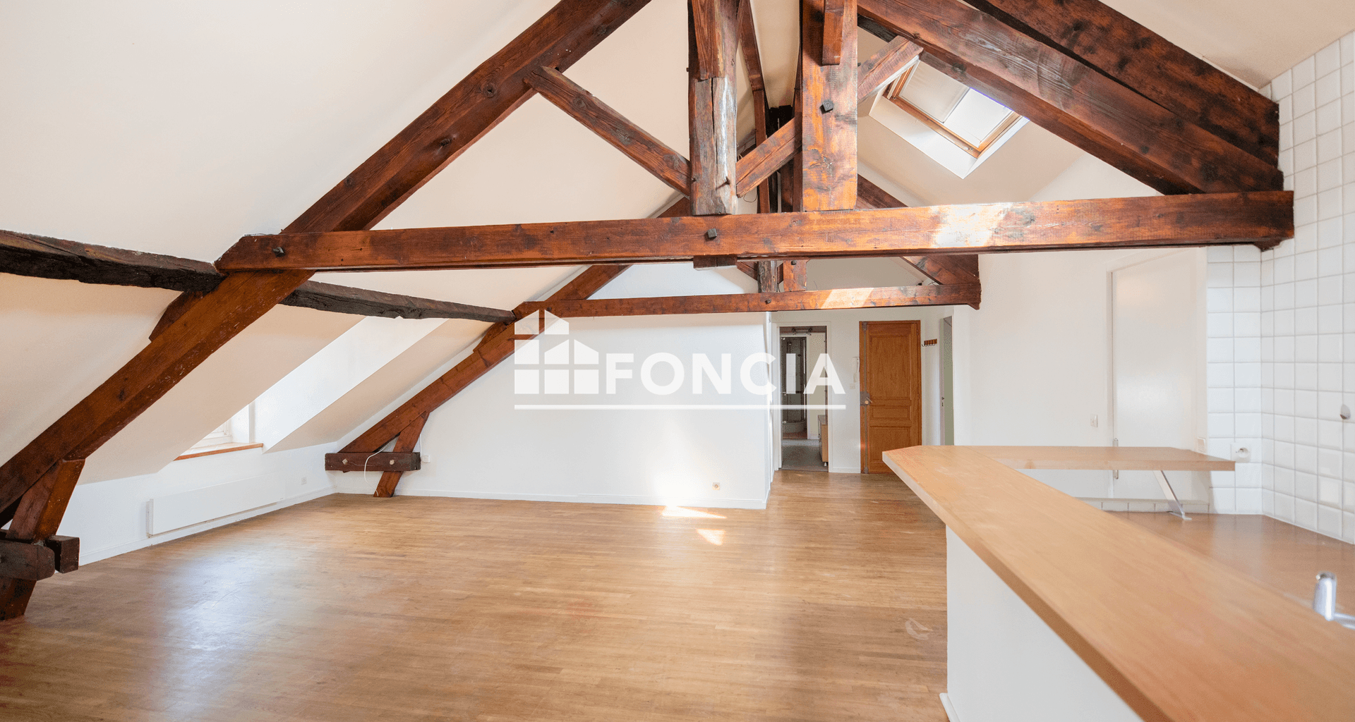 Appartement 5 pièces (97.48 m²) à vendre - Orléans (45000)