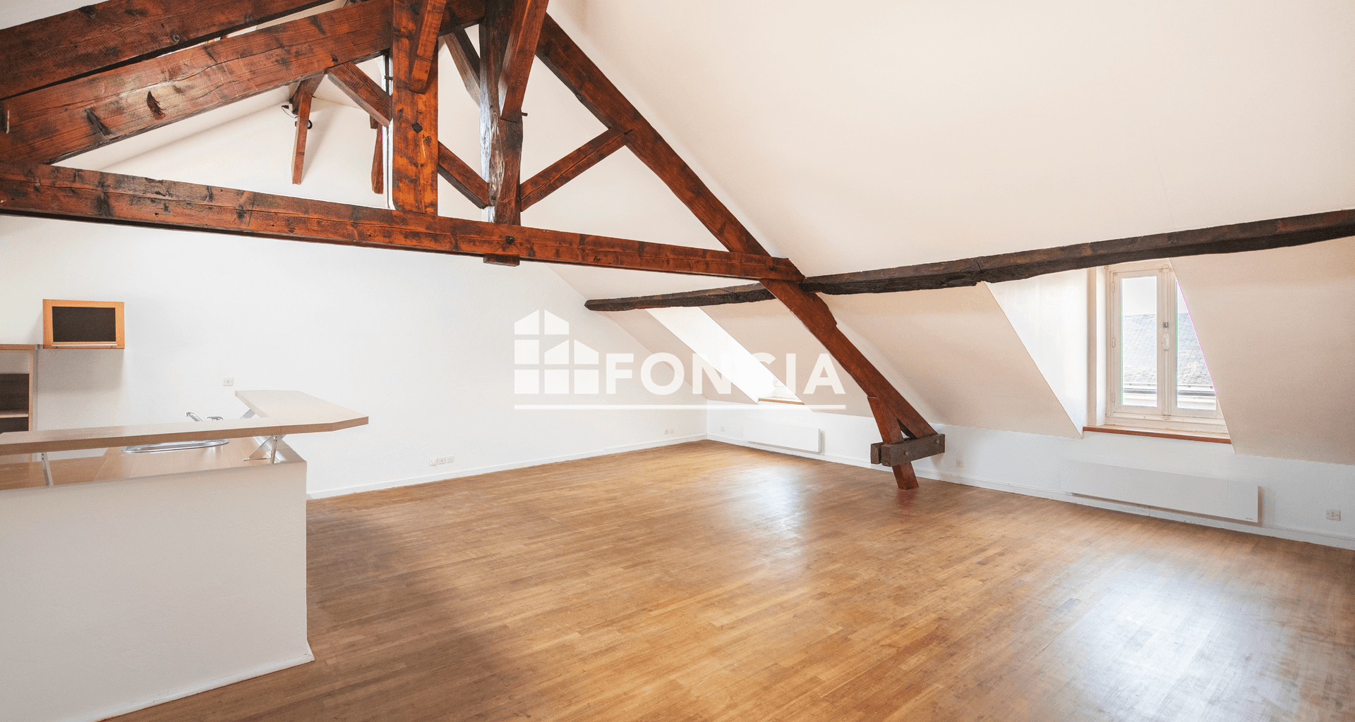 Appartement 5 pièces (97.48 m²) à vendre - Orléans (45000)