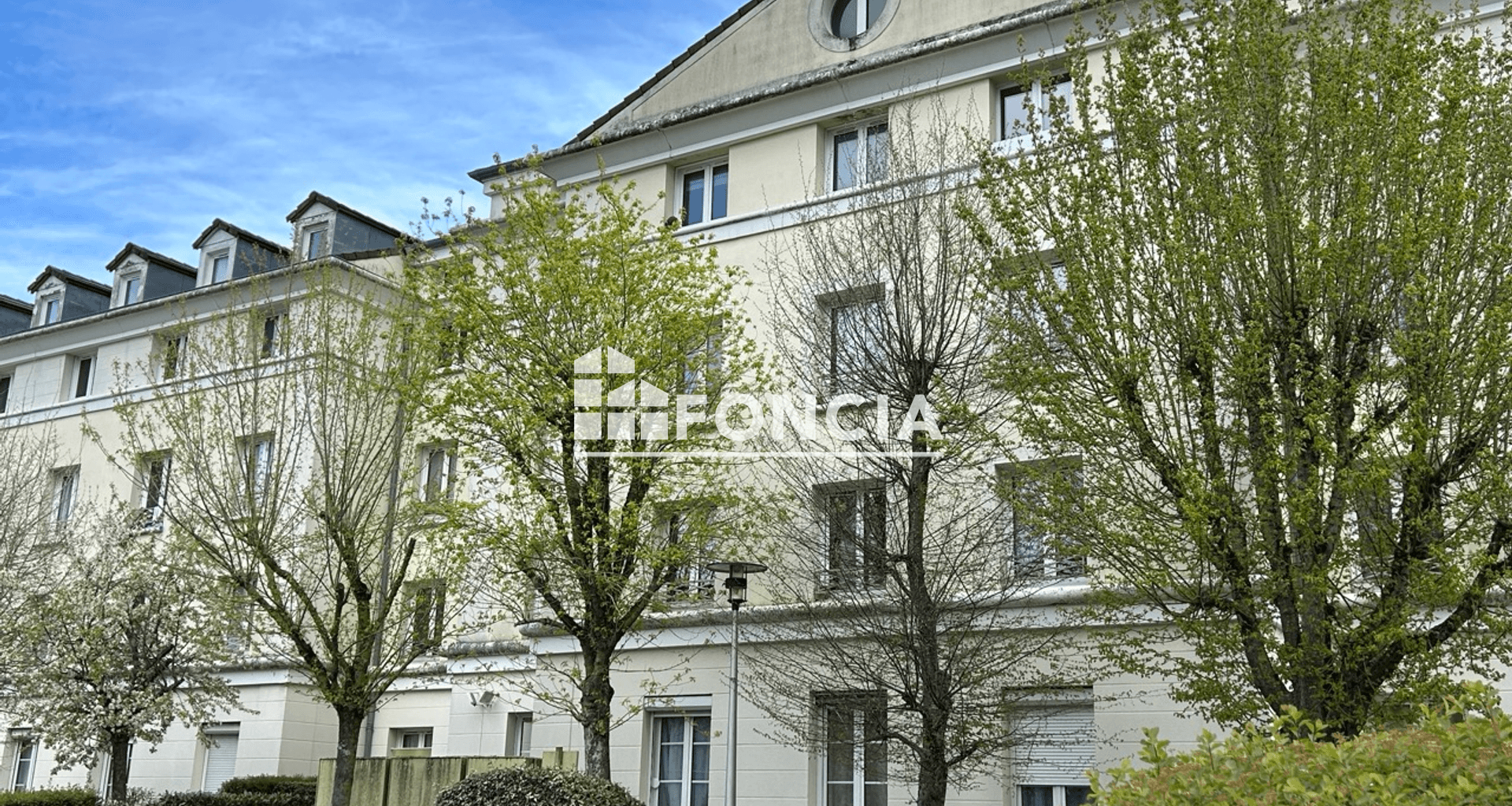 Studio (16.65 m²) à louer - Bussy-saint-georges (77600)
