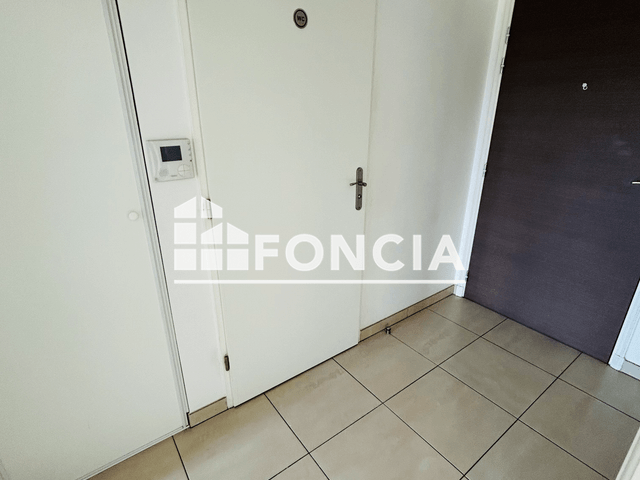 Appartement 2 pièces (41.66 m²) à louer - La Rochette (77000)