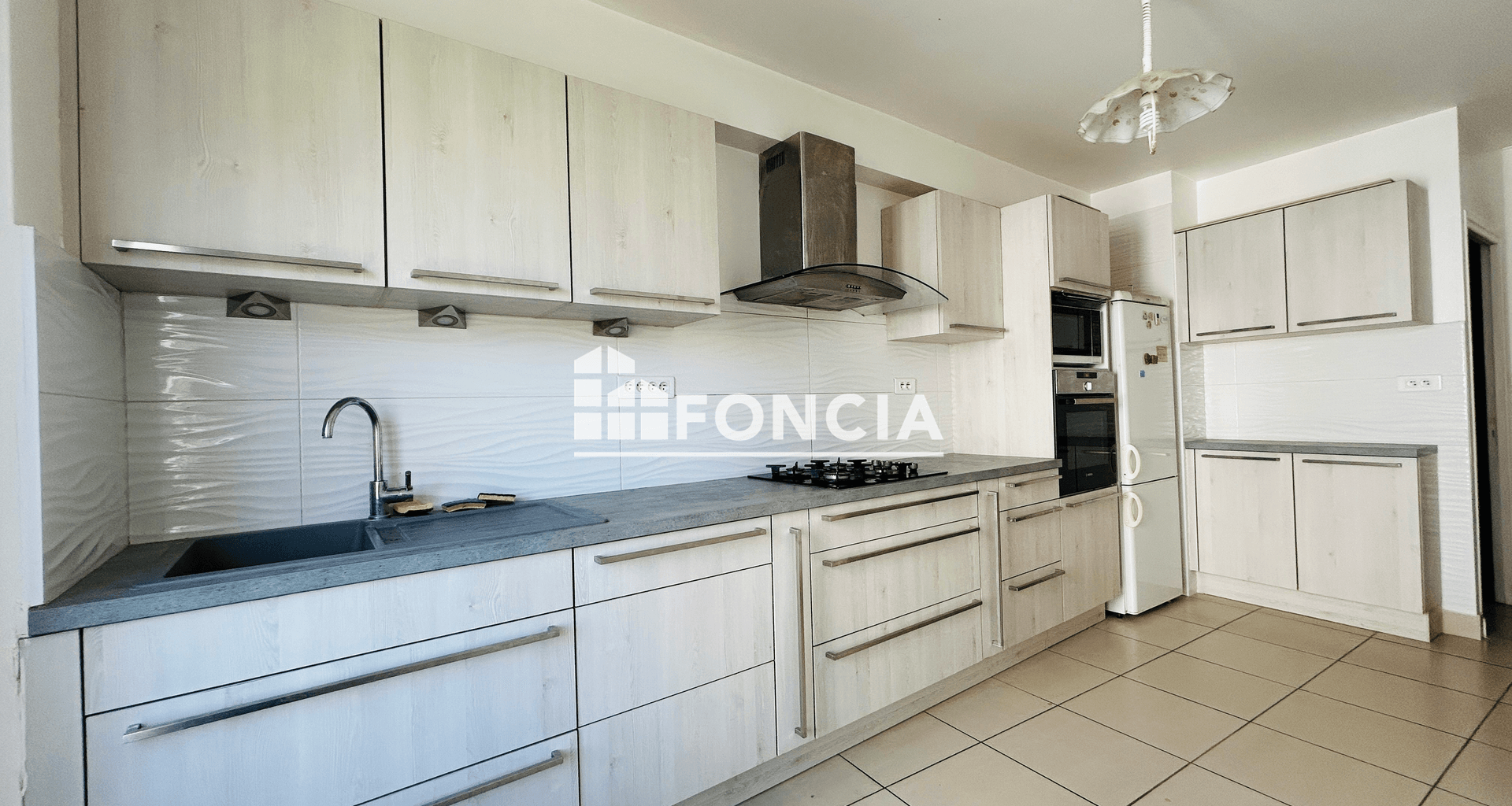 Appartement 5 pièces (111.06 m²) à vendre - Poitiers (86000)