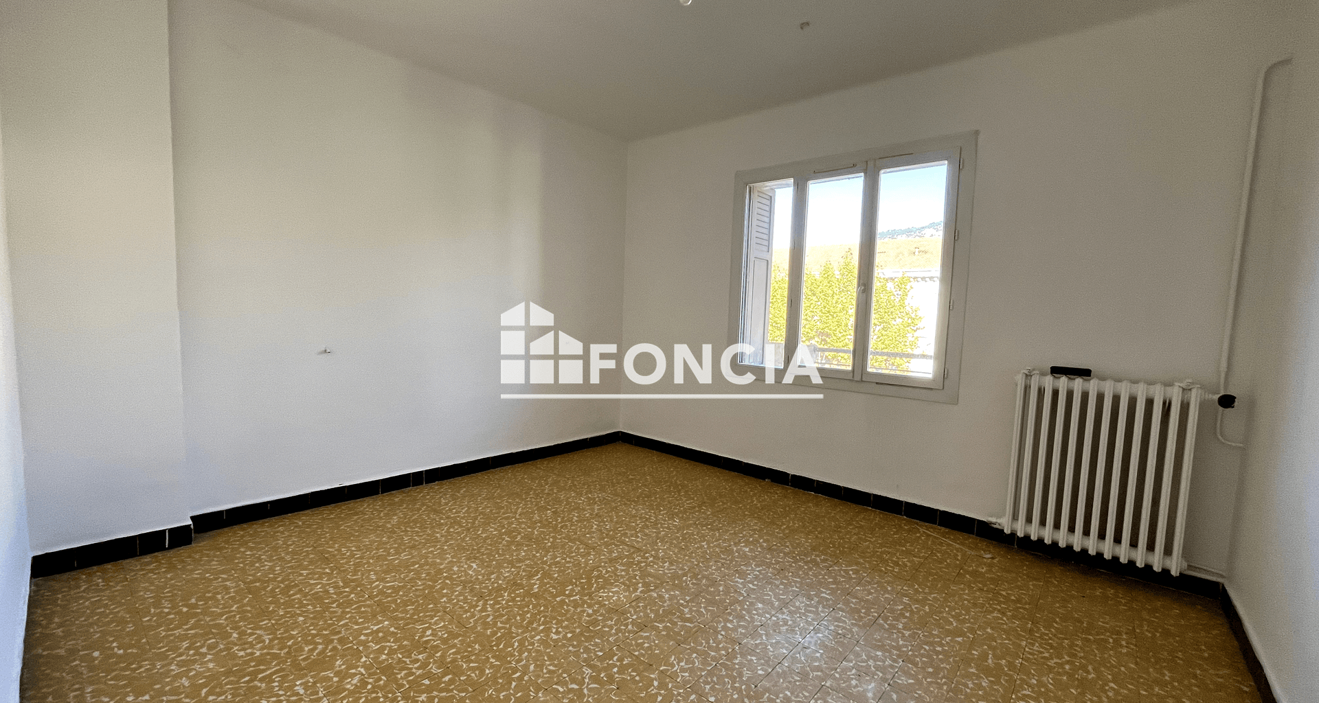 Appartement 3 pièces (71.3 m²) à vendre - Toulon (83000)