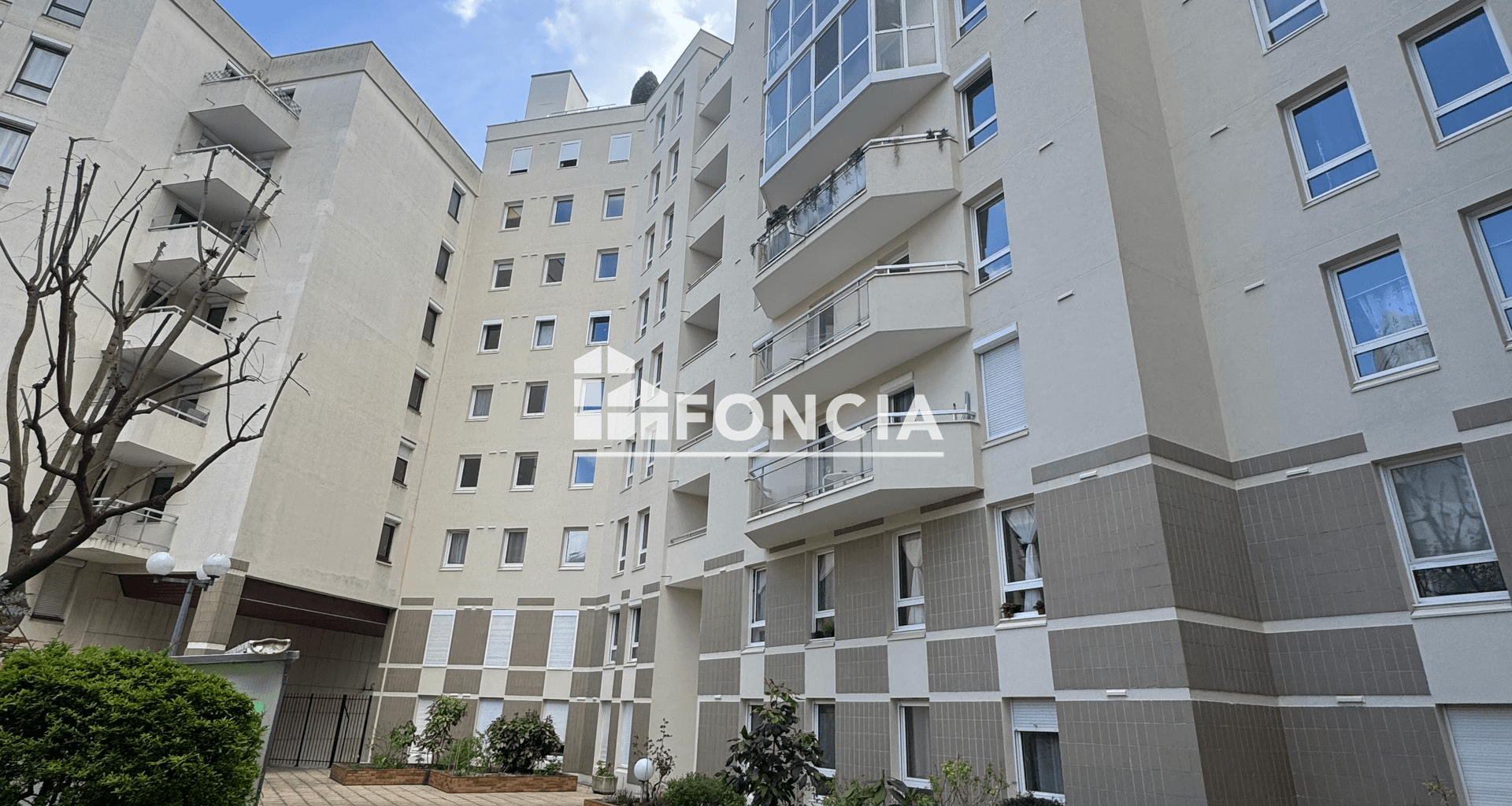 Appartement 2 pièces (54.34 m²) à louer - Courbevoie (92400)
