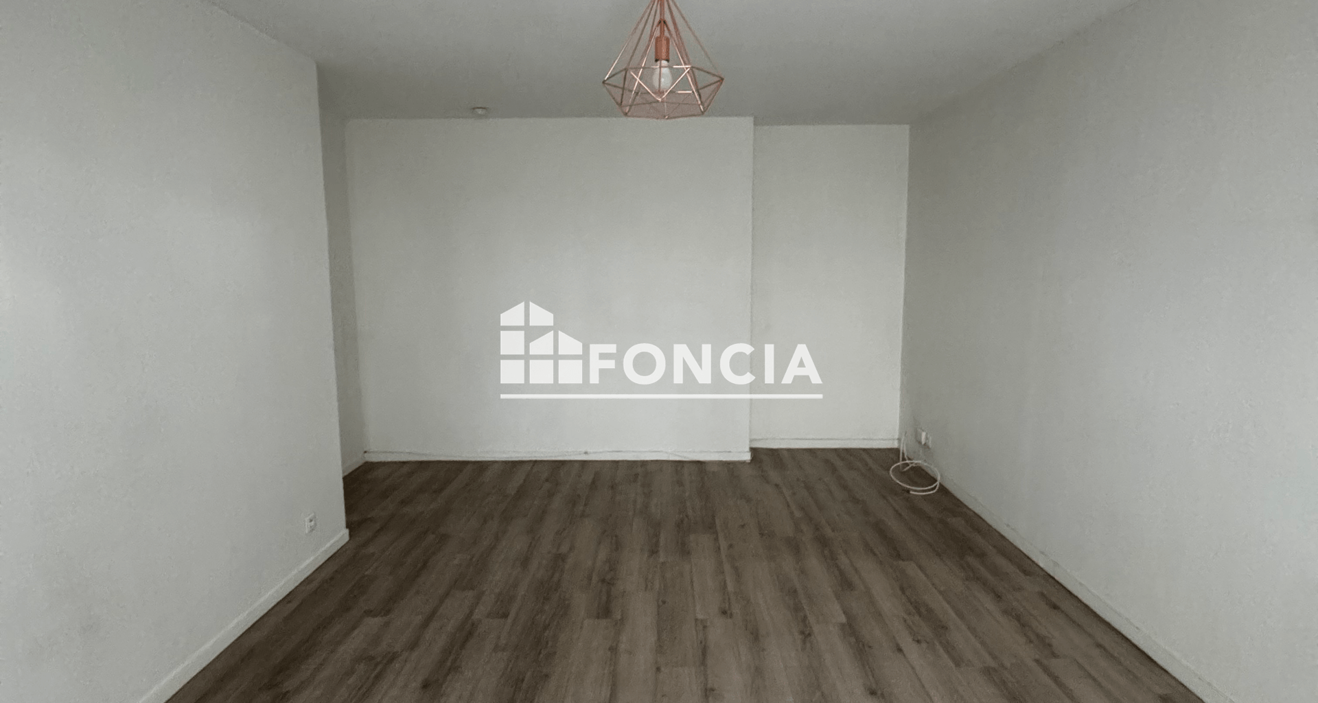 Appartement 2 pièces (54.34 m²) à louer - Courbevoie (92400)