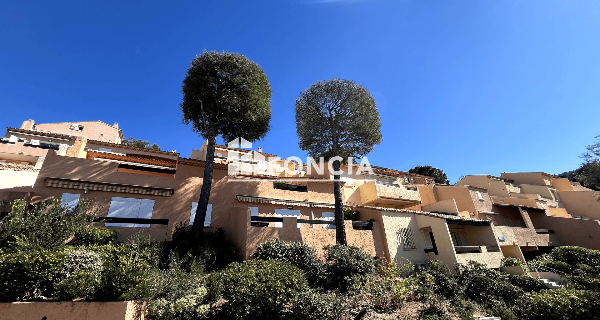 Appartement 3 pièces (49.4 m²) à vendre - Saint-cyr-sur-mer (83270)