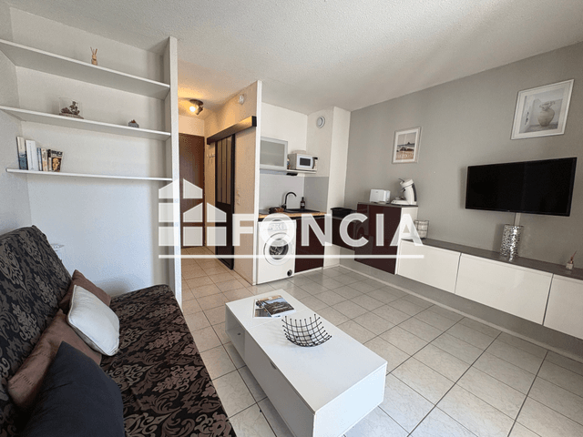 Studio meublé (18.5 m²) à louer - La Londe Les Maures (83250)