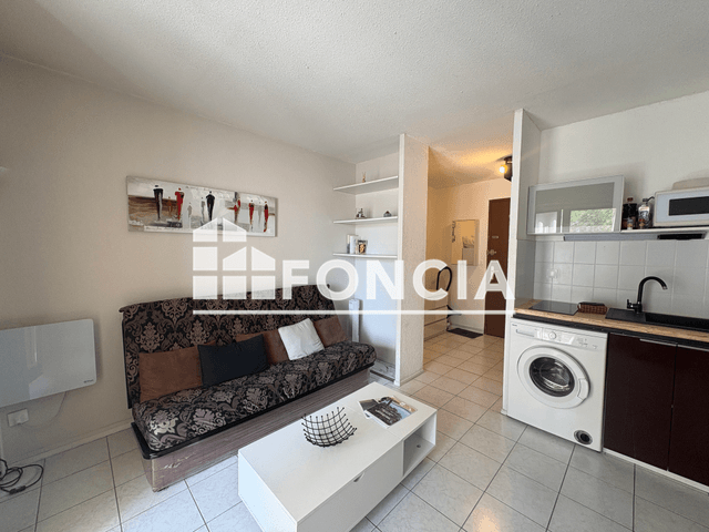Studio meublé (18.5 m²) à louer - La Londe Les Maures (83250)