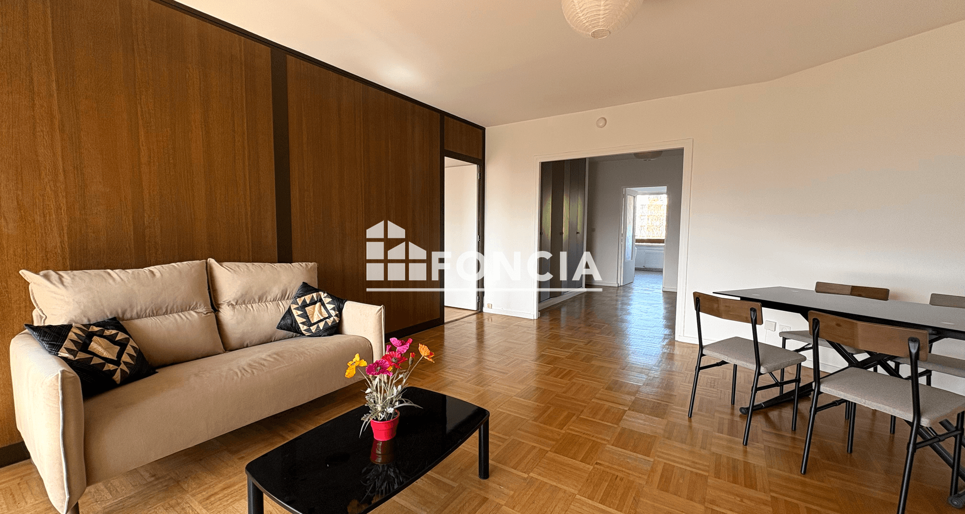 Appartement meublé 2 pièces (68.62 m²) à louer - Lyon 4ᵉ (69004)